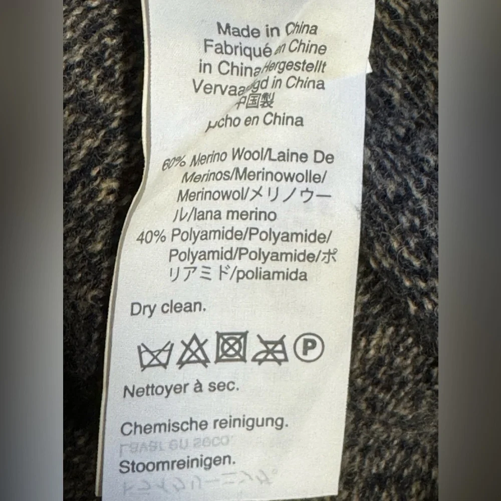 Like new! Rugged merino wool heather crewneck sweater